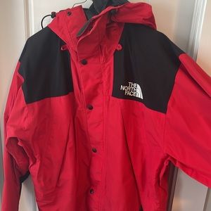 Mens North Face Gortex Mountain Jacket